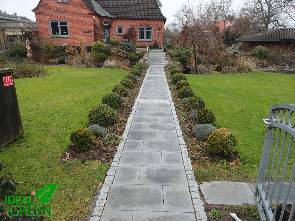 Treppe Granit Weg Aus Granitplatten Blick Zum Haus Ideal Green